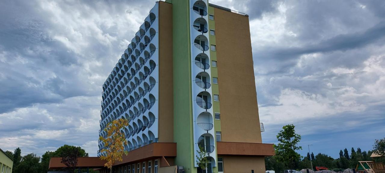 Life Apartmanok Siofok Exterior photo